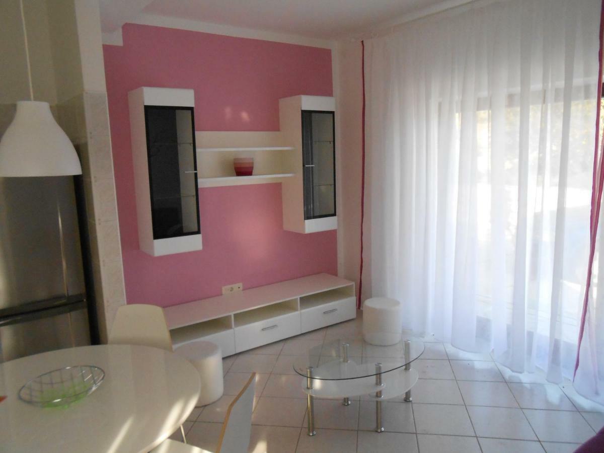 Apartman Gabi カスタヴ エクステリア 写真